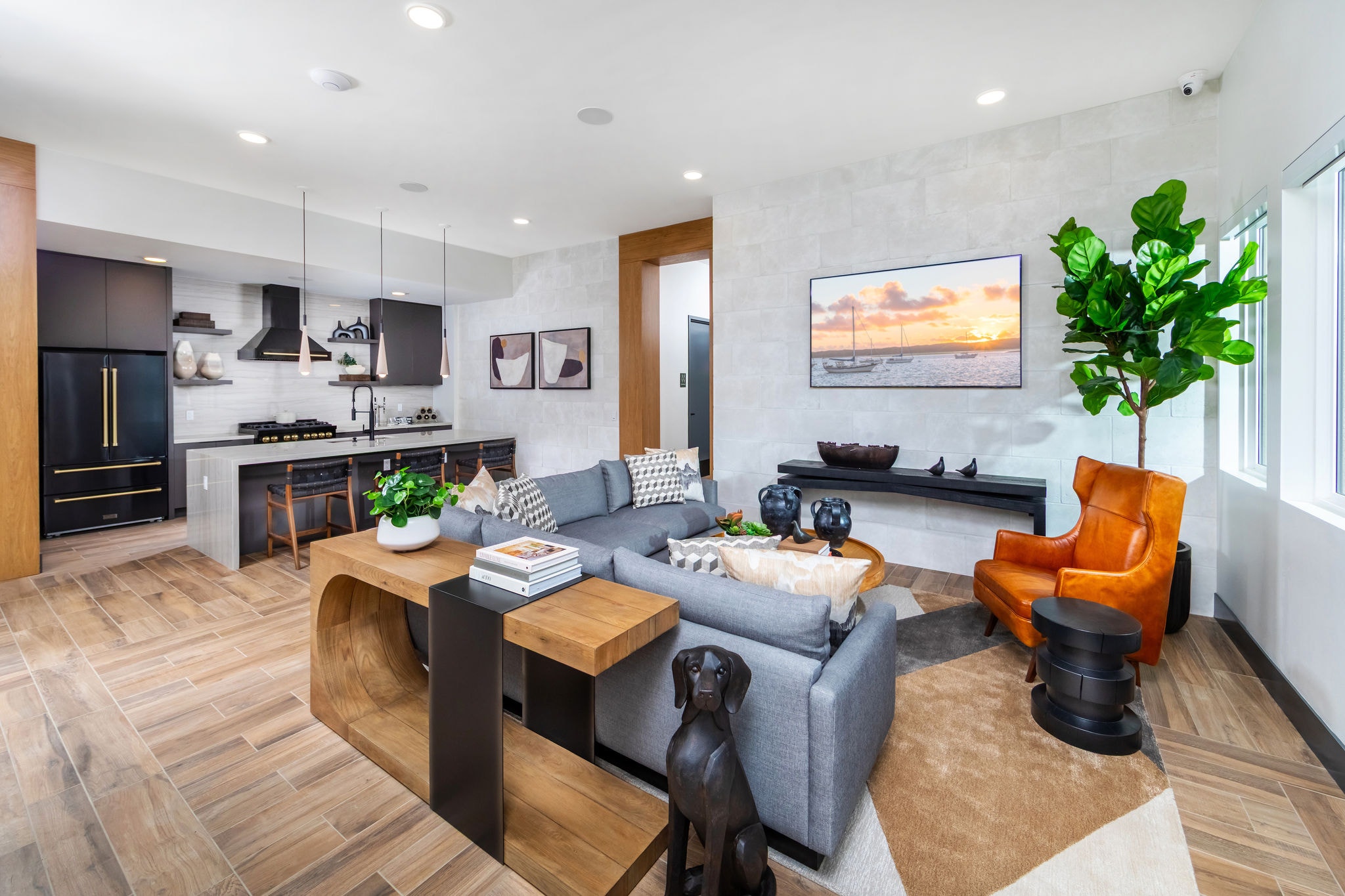 A photo of the Canyon Bluffs clubhouse interior