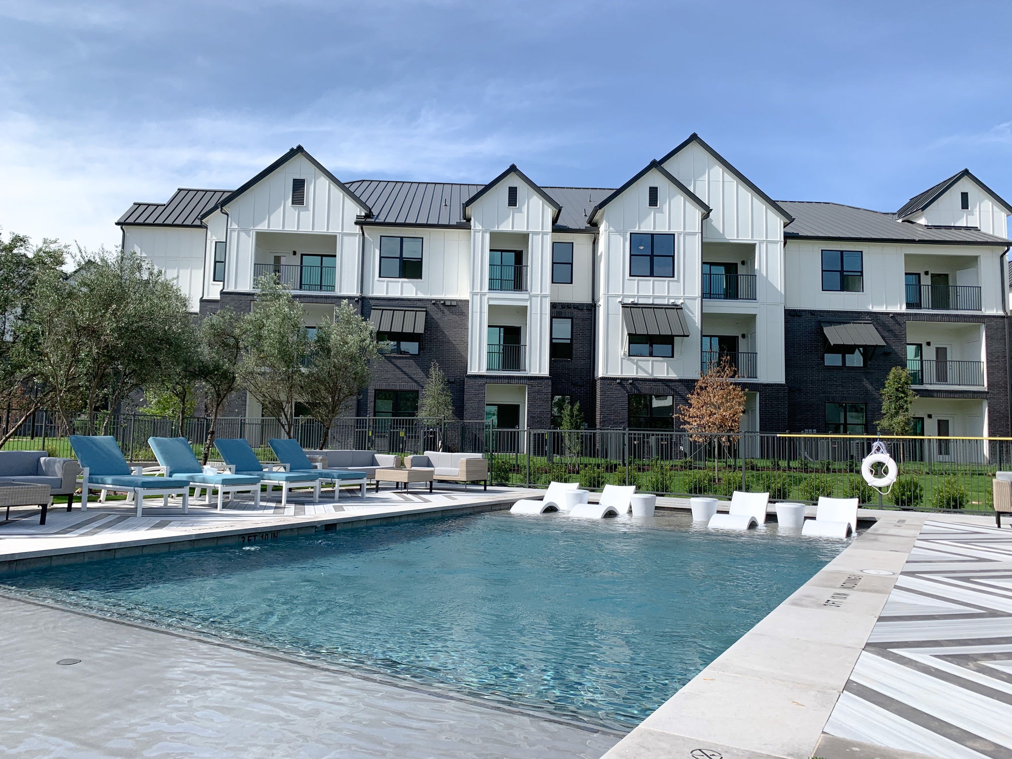 The Vineyard Pool area