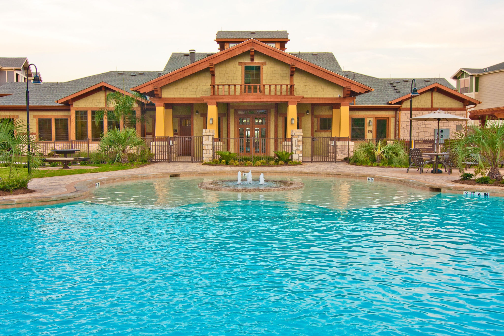 The Oaks Pool Area